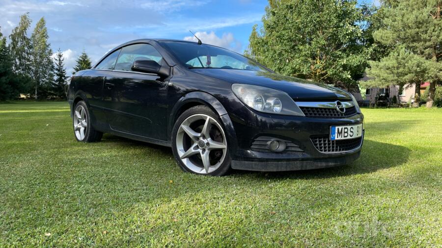 Opel Astra H [restyling]