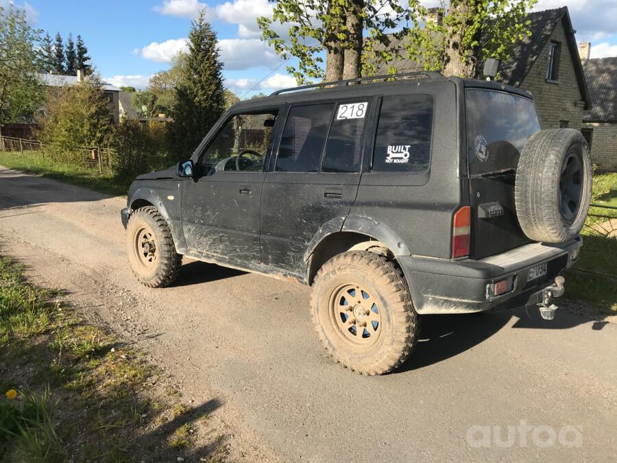 Suzuki Vitara 1 generation