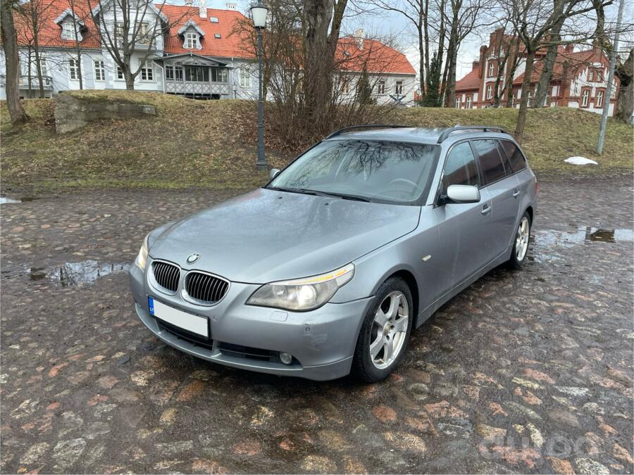 BMW 5 Series E60/E61 Touring wagon