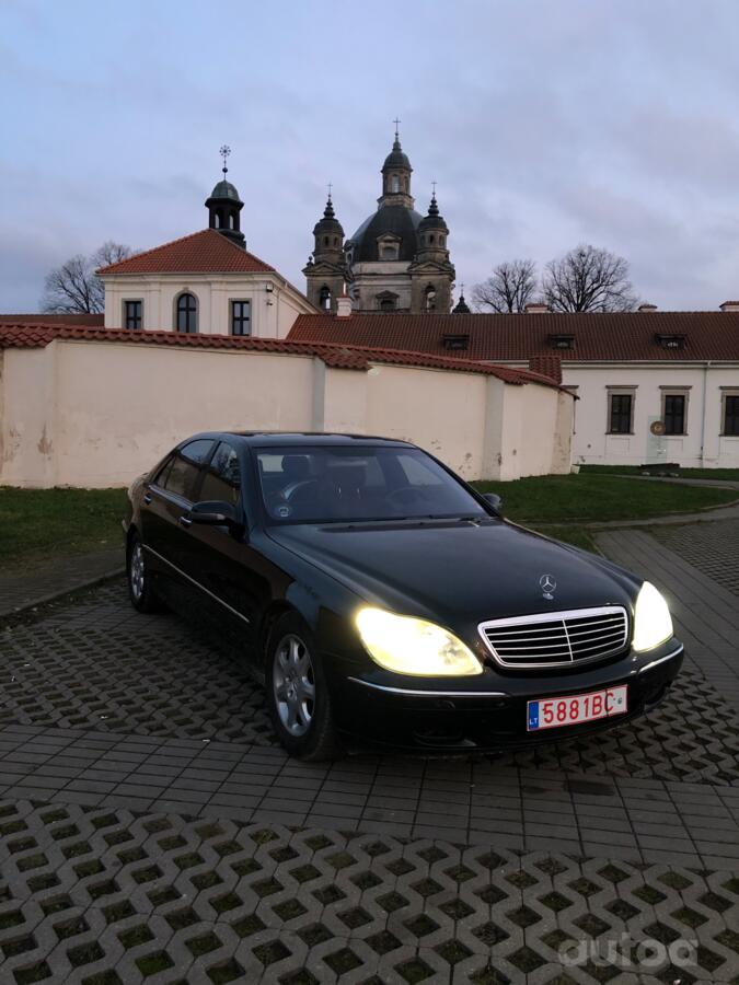 Mercedes-Benz S-Class W220 Sedan Long