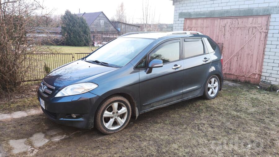 Honda FR-V 1 generation Minivan