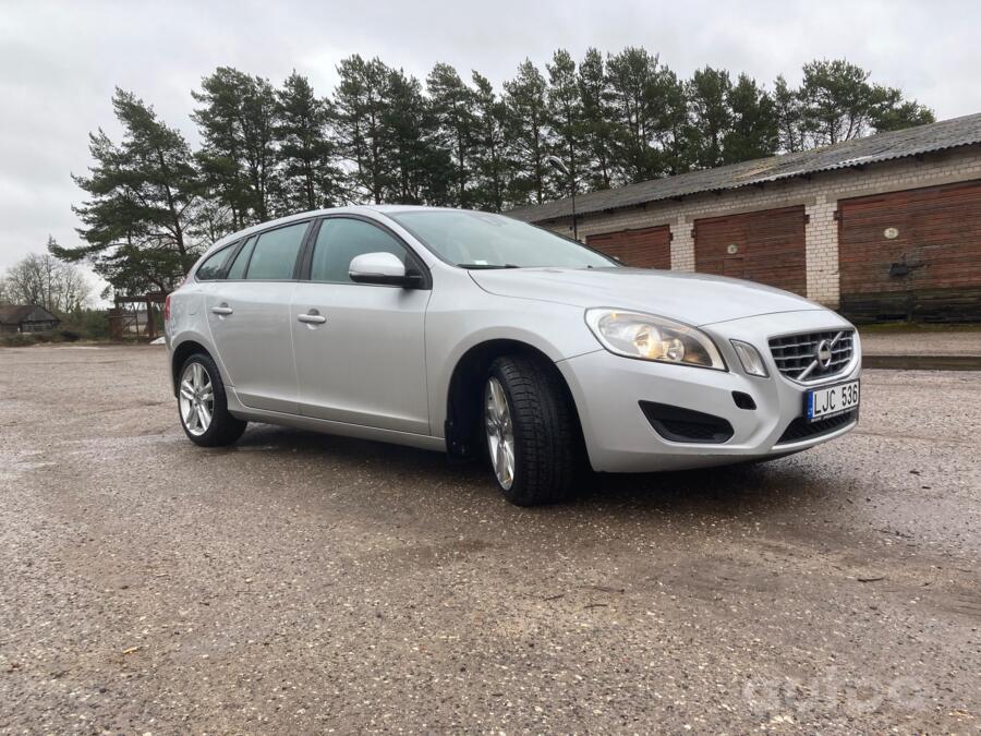 Volvo V60 1 generation wagon