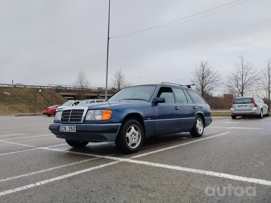 Mercedes-Benz W124 1 generation