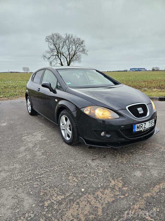 SEAT Leon 2 generation Hatchback 5-doors