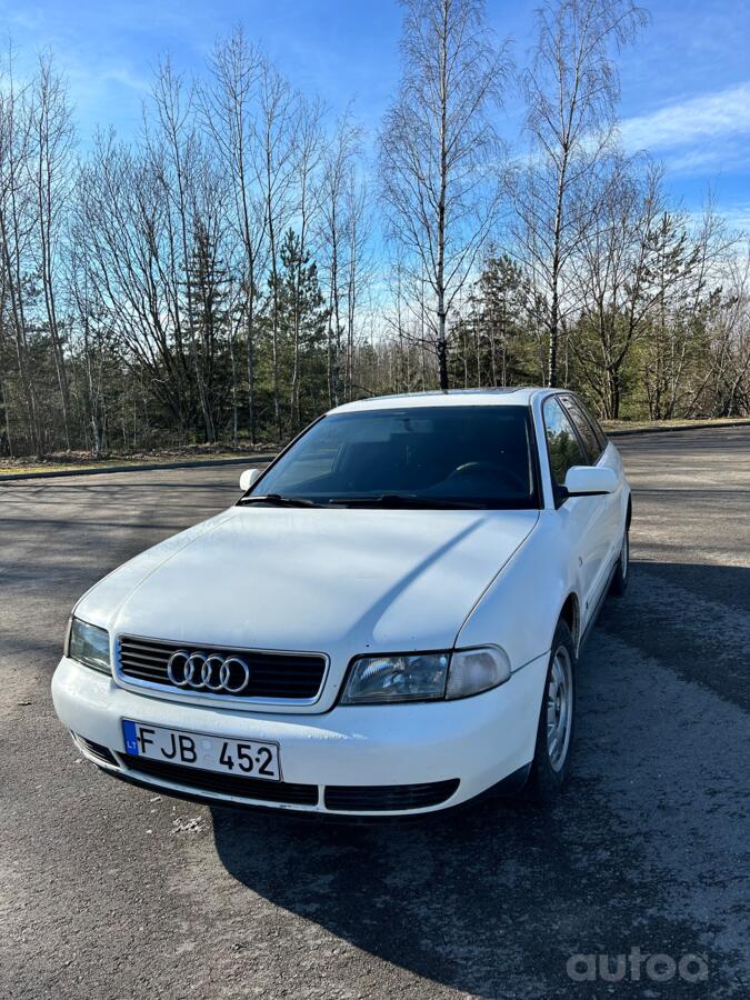 Audi A4 B5 Avant wagon 5-doors