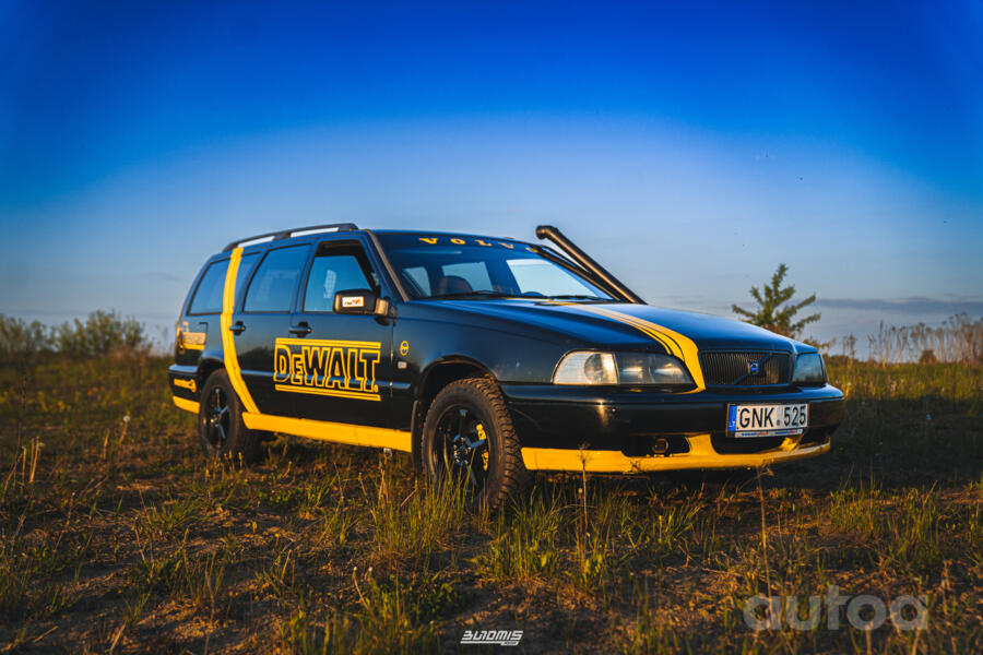 Volvo V70 1 generation wagon