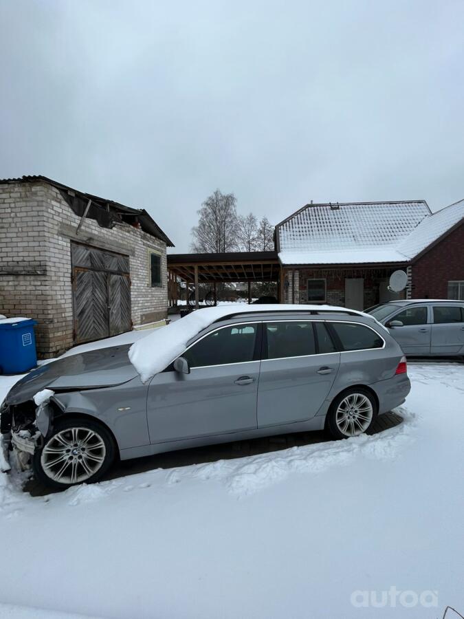BMW 5 Series E60/E61 Touring wagon