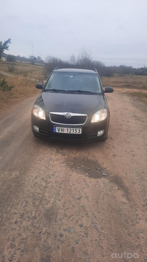 Skoda Fabia 5J Hatchback