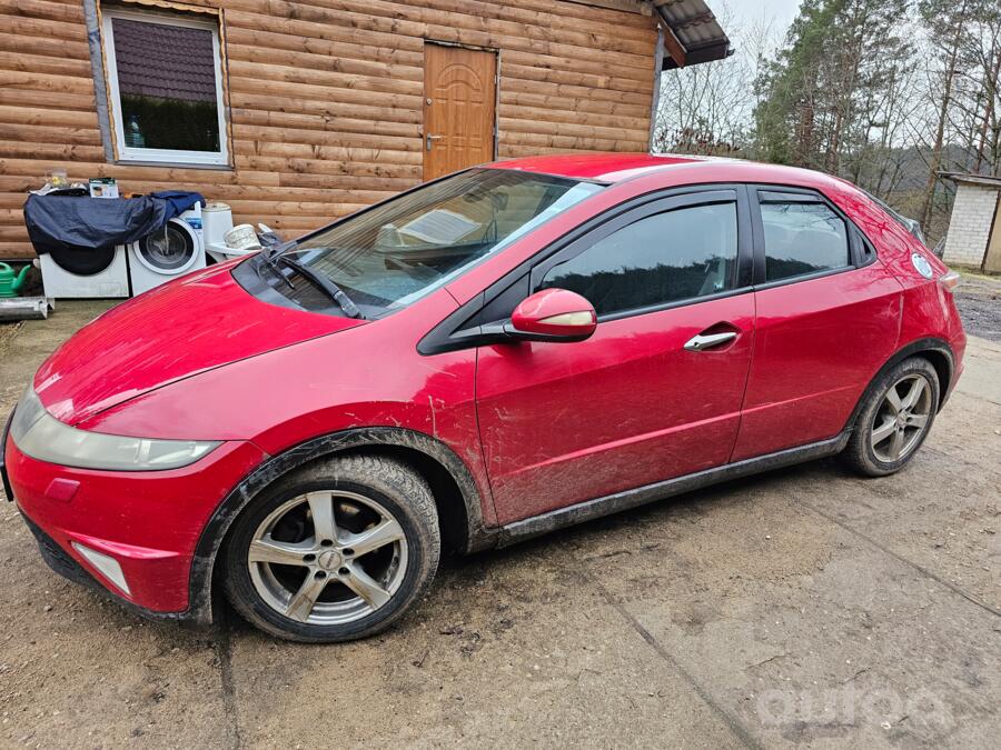 Honda Civic 8 generation Hatchback 5-doors