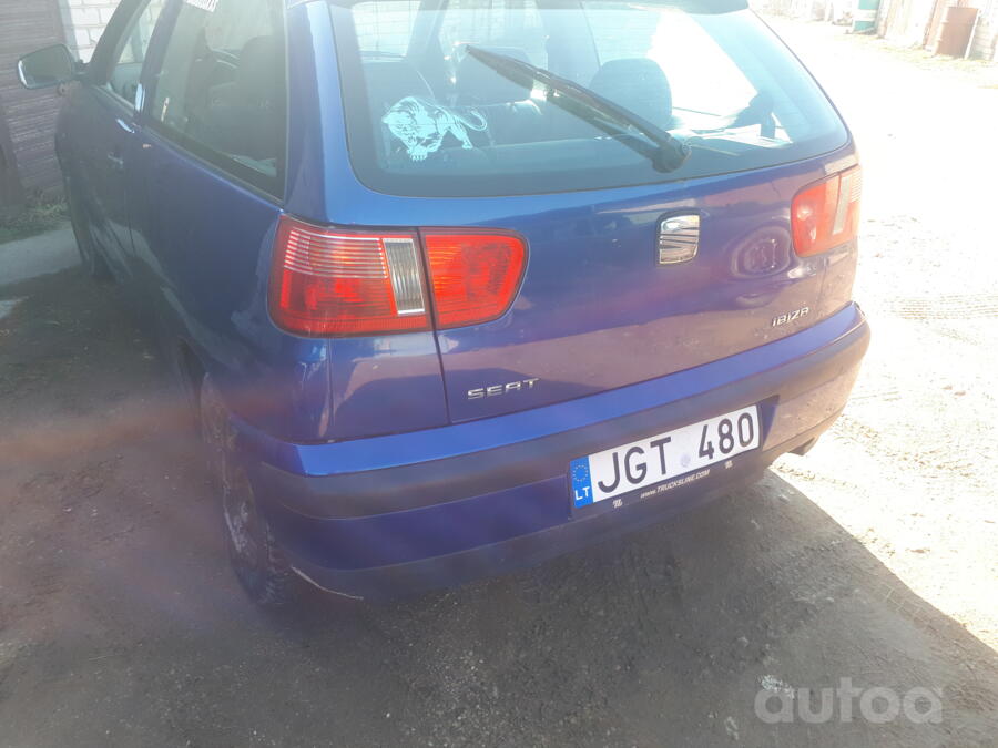 SEAT Ibiza 2 generation [restyling] Hatchback