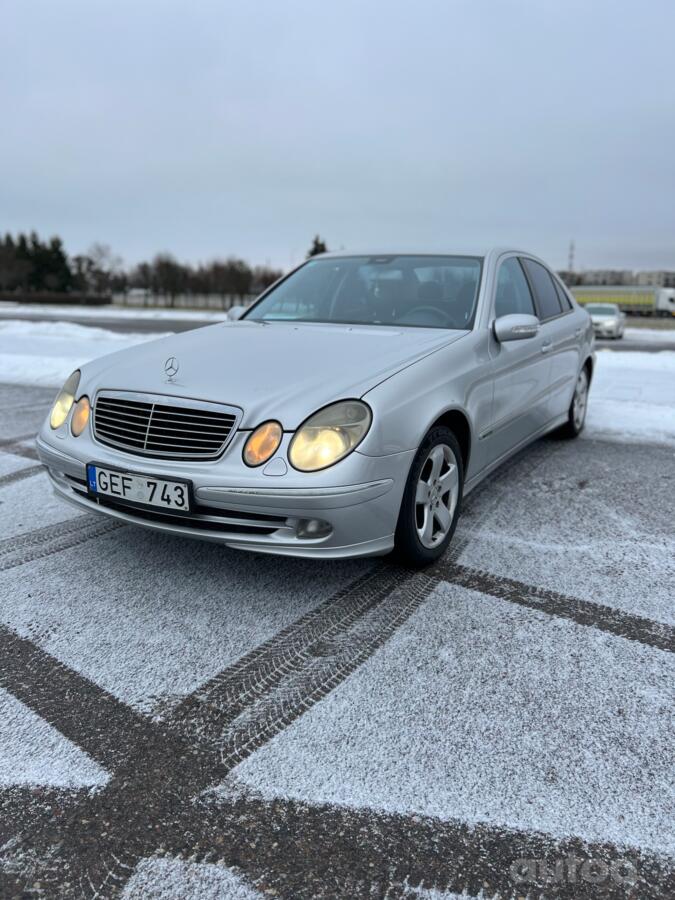 Mercedes-Benz E-Class W211 Sedan