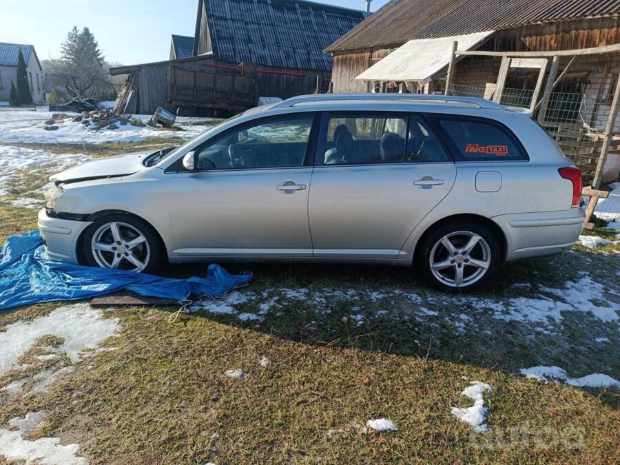 Toyota Avensis 2 generation [restyling] wagon
