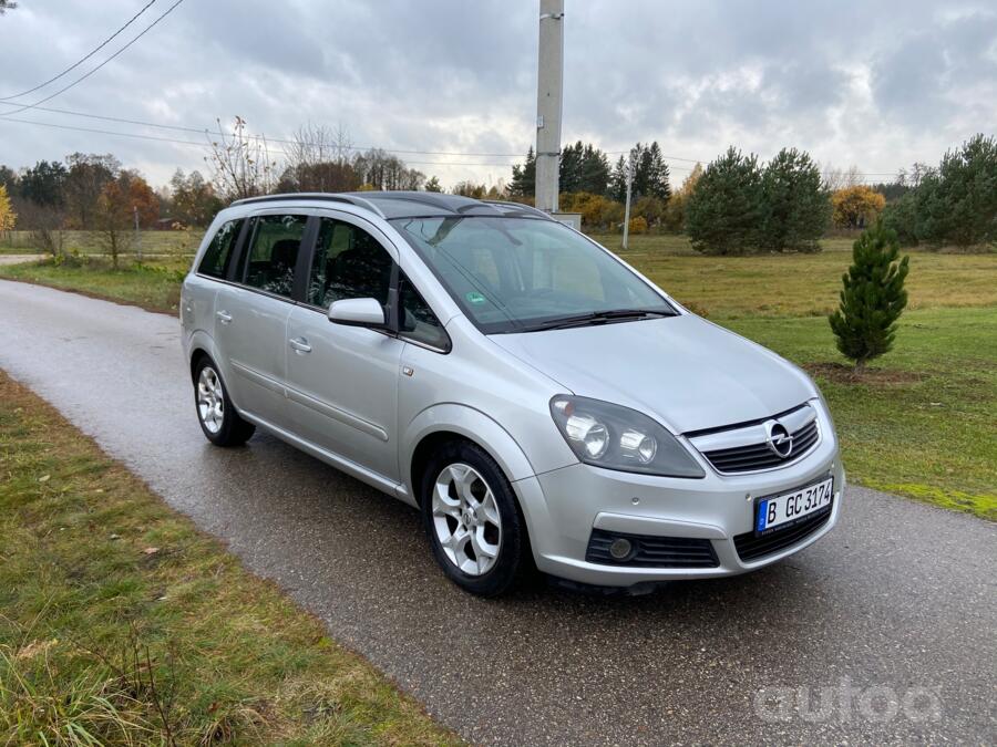Opel Zafira B Minivan 5-doors