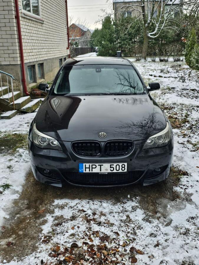 BMW 5 Series E60/E61 Sedan