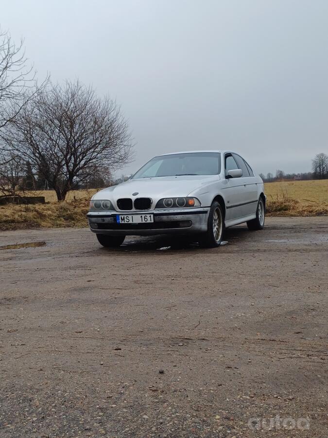 BMW 5 Series E39 Sedan 4-doors