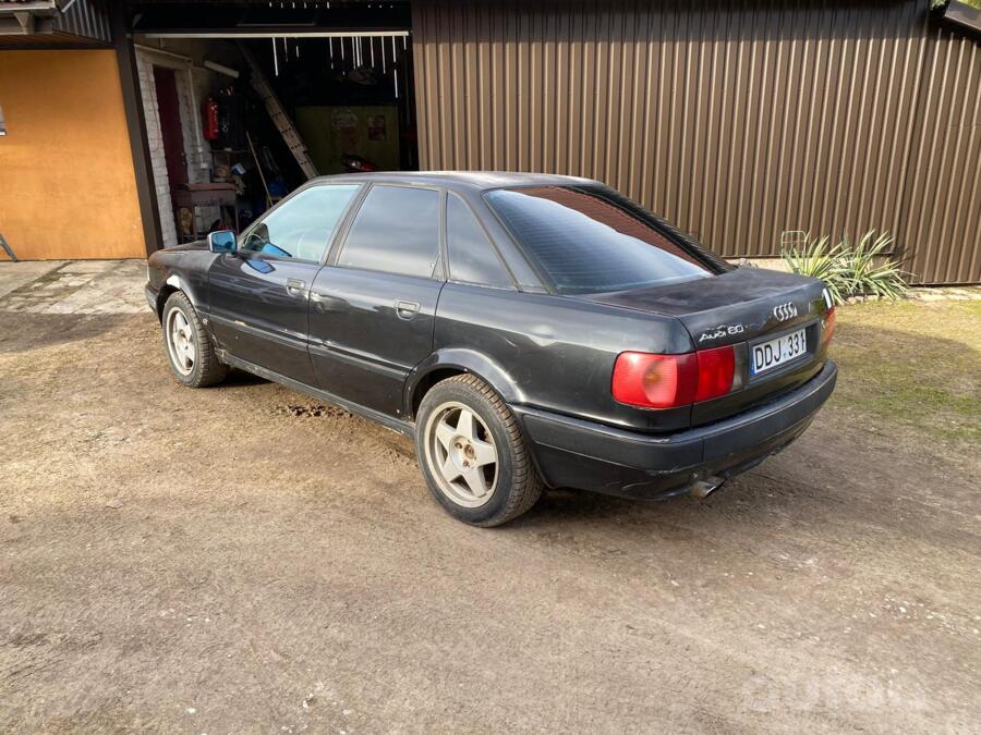 Audi 80 5 generation (B4)