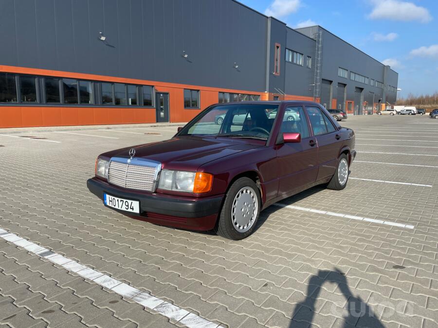 Mercedes-Benz 190 (W201) 1 generation