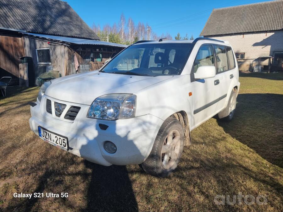 Nissan X-Trail T30 Crossover
