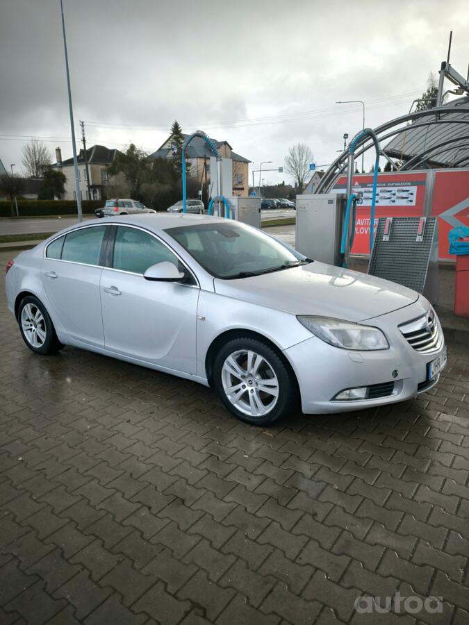 Opel Insignia A Sedan 4-doors