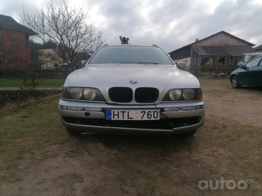 BMW 5 Series E39 Touring wagon