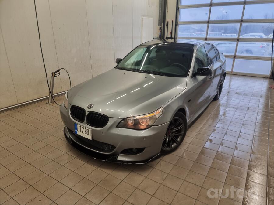 BMW 5 Series E60/E61 Sedan