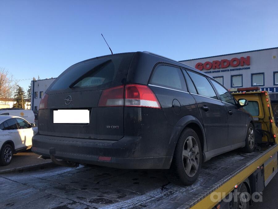 Opel Vectra C [restyling] wagon 5-doors