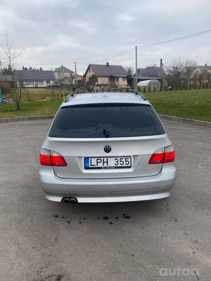 BMW 5 Series E60/E61 Touring wagon