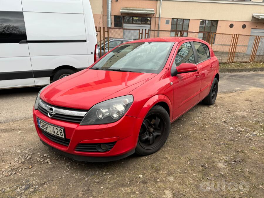 Opel Astra H Hatchback