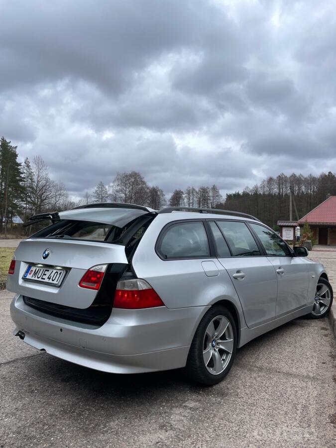 BMW 5 Series E60/E61 Touring wagon