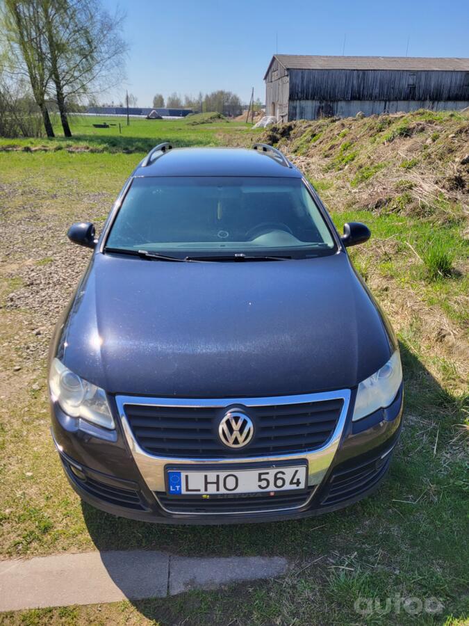 Volkswagen Passat B6 wagon 5-doors