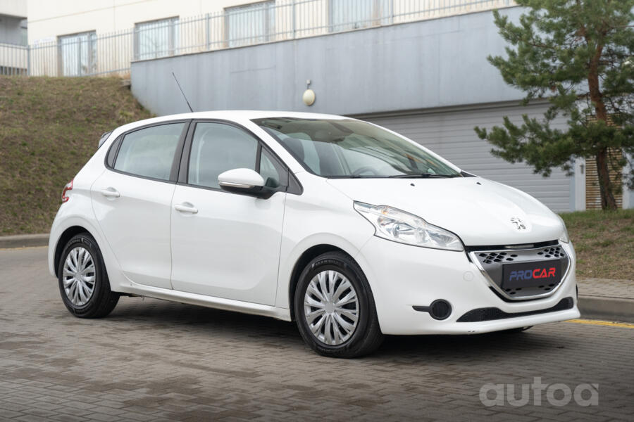 Peugeot 208 1 generation Hatchback 5-doors