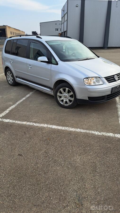 Volkswagen Touran 1 generation Minivan
