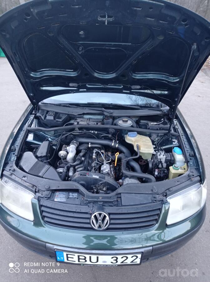 Volkswagen Passat B5 Sedan 4-doors