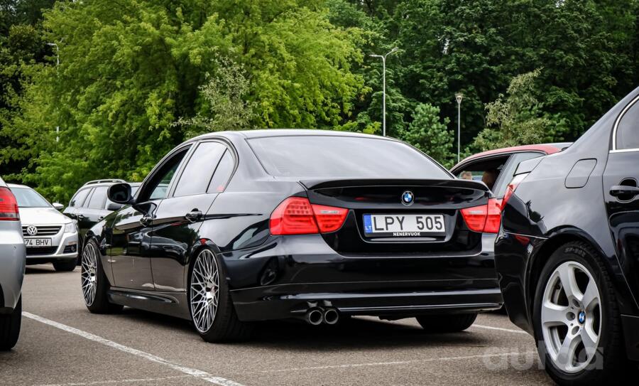 BMW 3 Series E90/E91/E92/E93 [restyling] Sedan