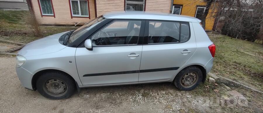 Skoda Fabia 5J Hatchback