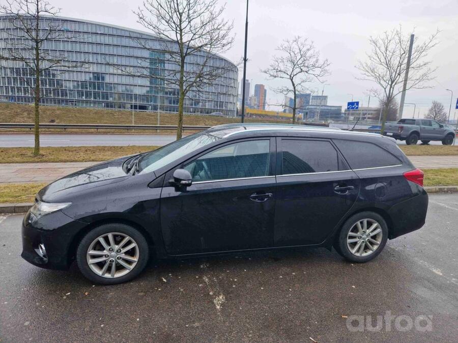 Toyota Auris 2 generation Touring Sports wagon 5-doors