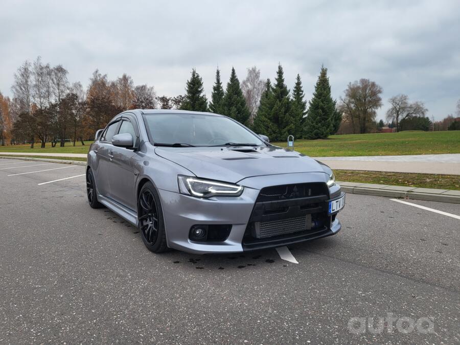 Mitsubishi Lancer Evolution X Sedan 4-doors