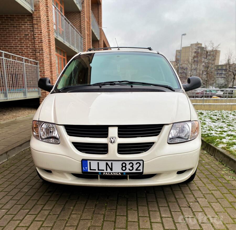 Dodge Caravan 4 generation Grand minivan 5-doors