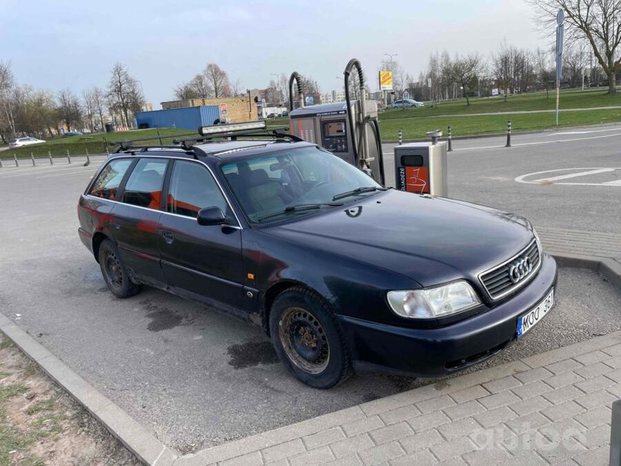 Audi A6 A4/C4 wagon