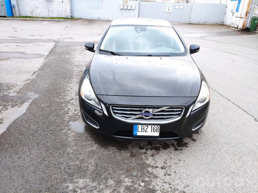 Volvo S60 2 generation Sedan