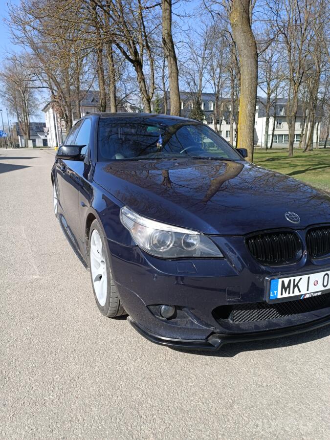 BMW 5 Series E60/E61 Sedan
