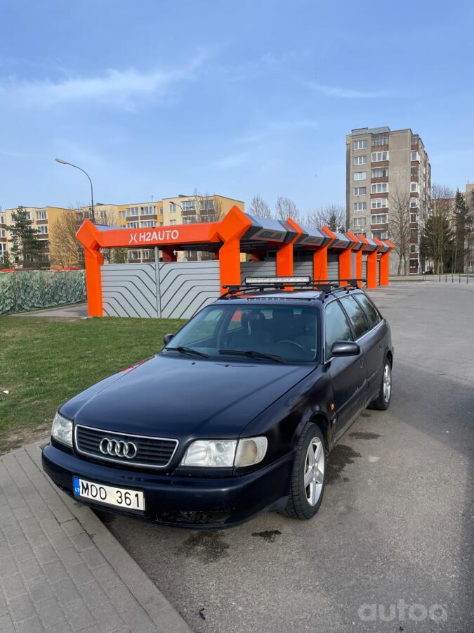 Audi A6 A4/C4 wagon