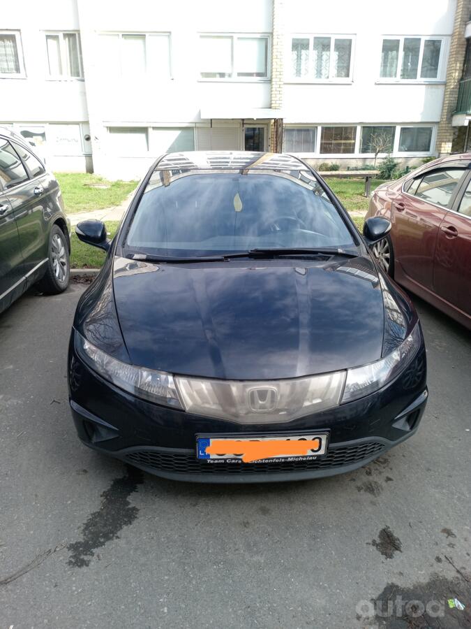 Honda Civic 8 generation Hatchback 5-doors