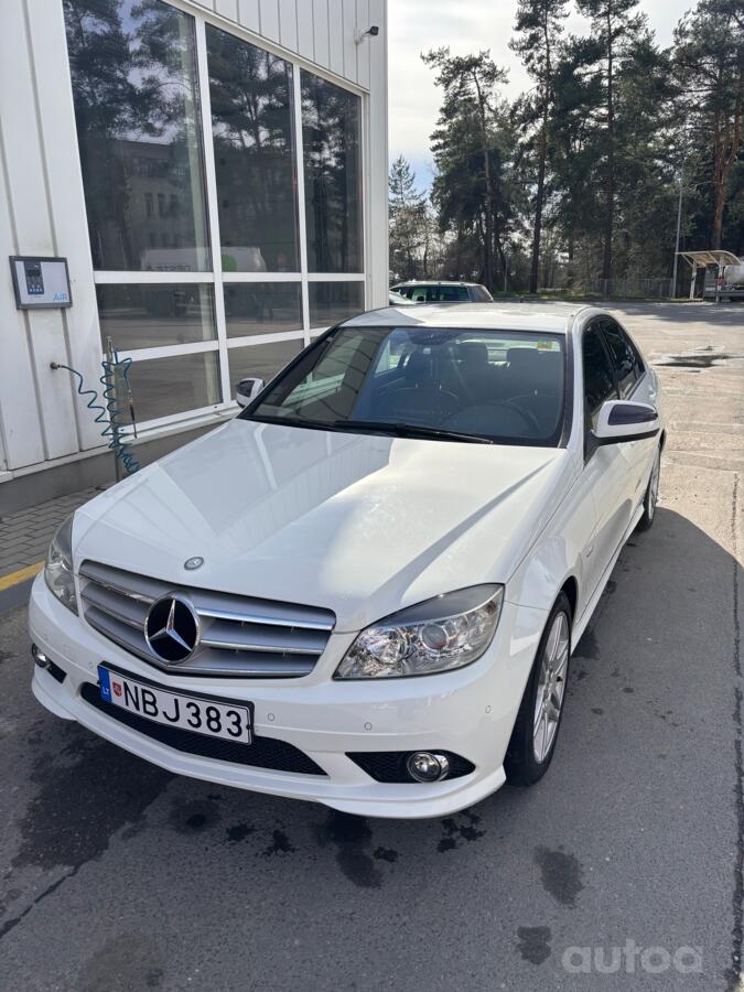 Mercedes-Benz C-Class W204/S204 Sedan 4-doors