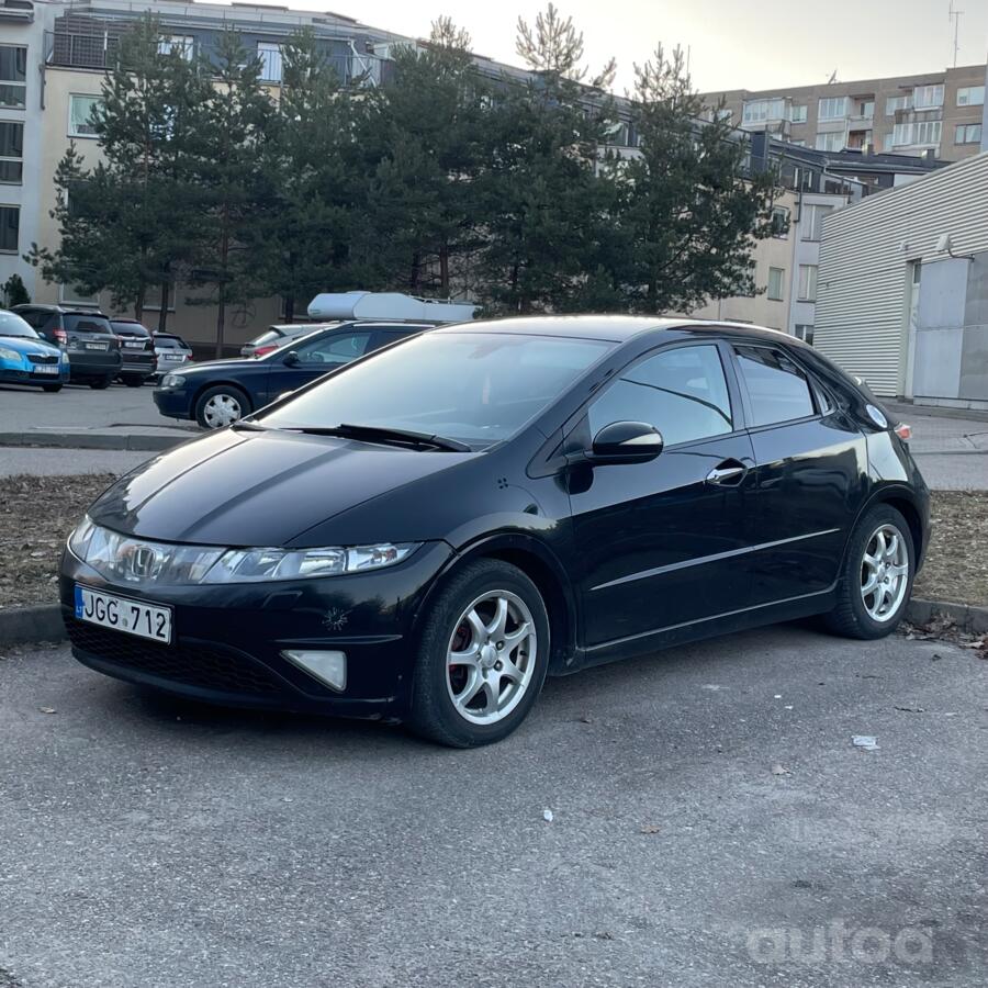 Honda Civic 8 generation [restyling] Hatchback 5-doors