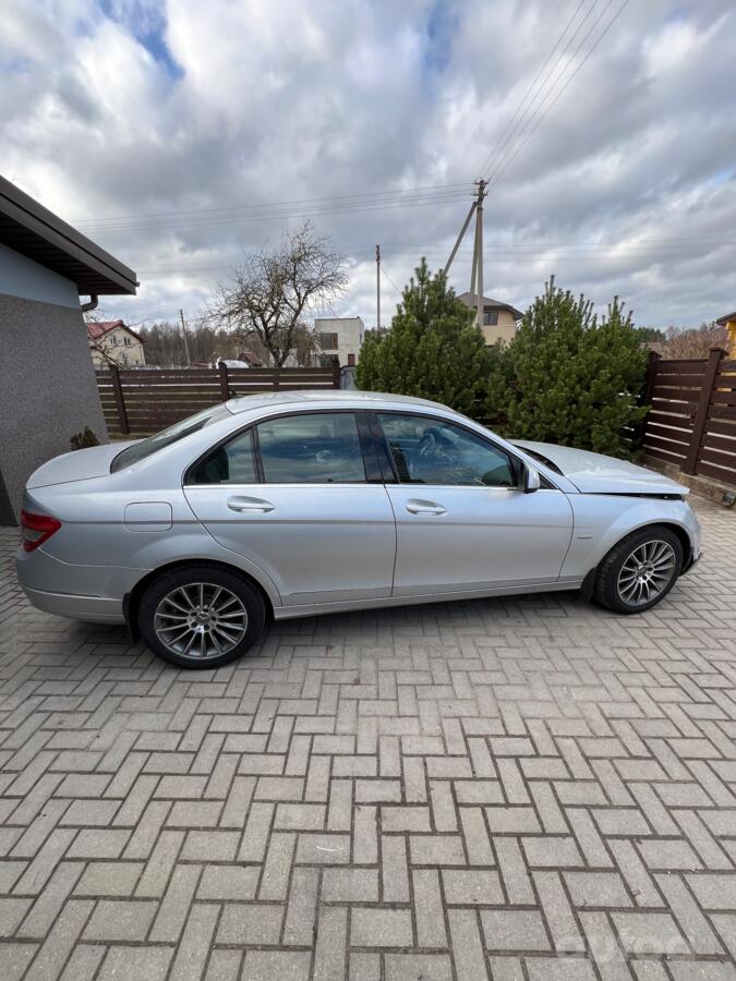 Mercedes-Benz C-Class W204/S204 Sedan