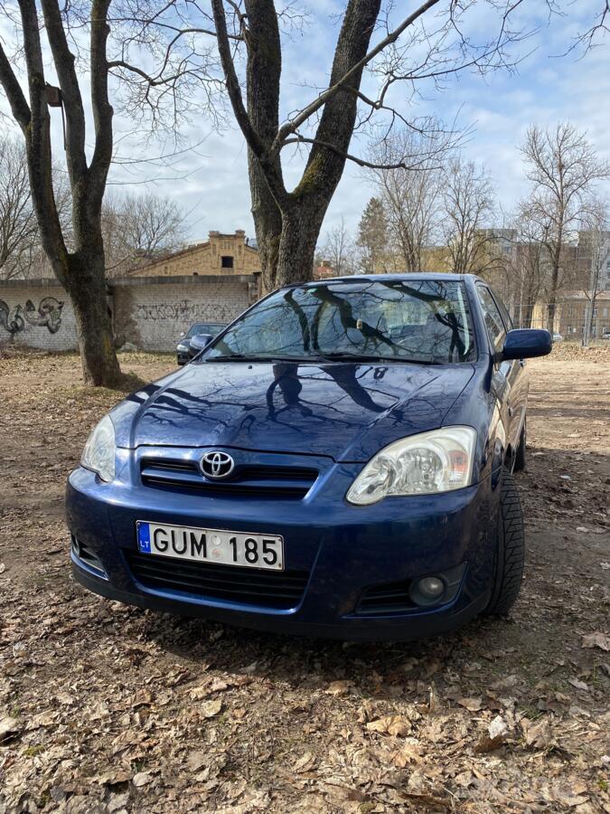 Toyota Corolla E120 Hatchback 3-doors