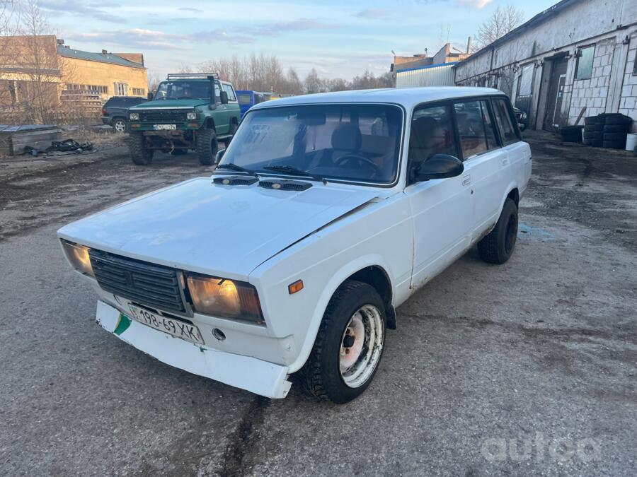 LADA (VAZ) 2104