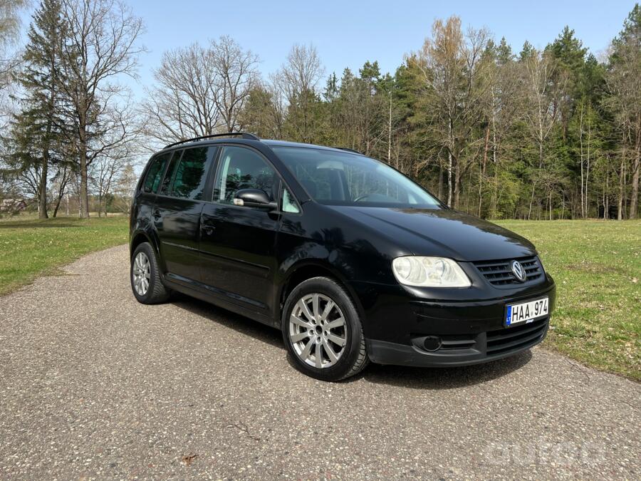 Volkswagen Touran 1 generation Minivan
