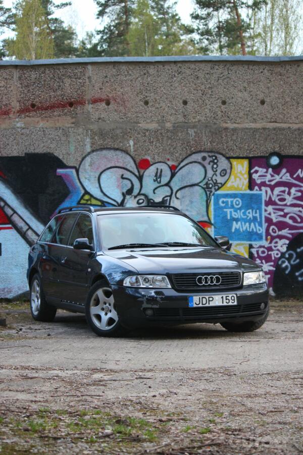 Audi A4 B5 [restyling] Avant wagon 5-doors